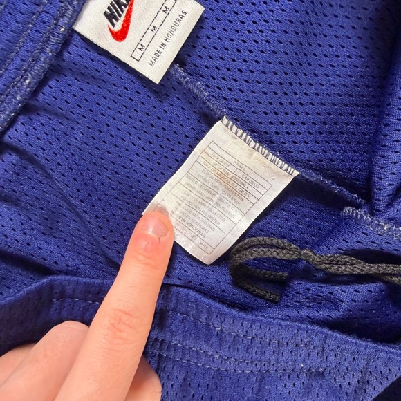 Vintage Nike Men's Mesh Shorts Blue Athletic Running Gym Workout Basketball USA - Picture 6 of 6